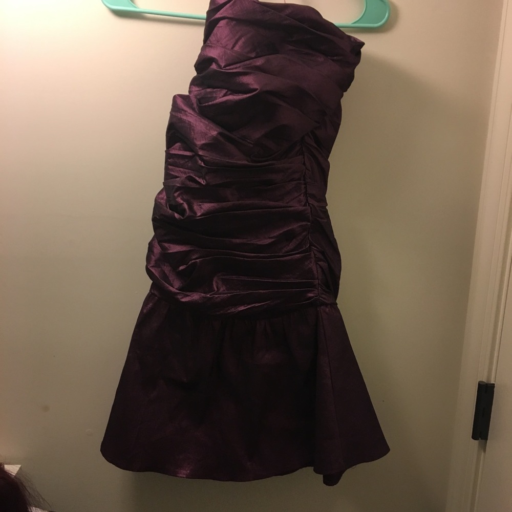 Formal purple strapless dress